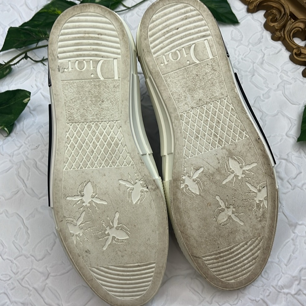 Dior Sneakers - Picture 6 of 13